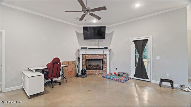 640 Statesman Drive, Byram, MS 39272