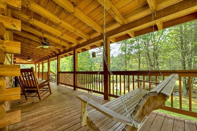 656 Newberry Drive, Ellijay, GA 30536