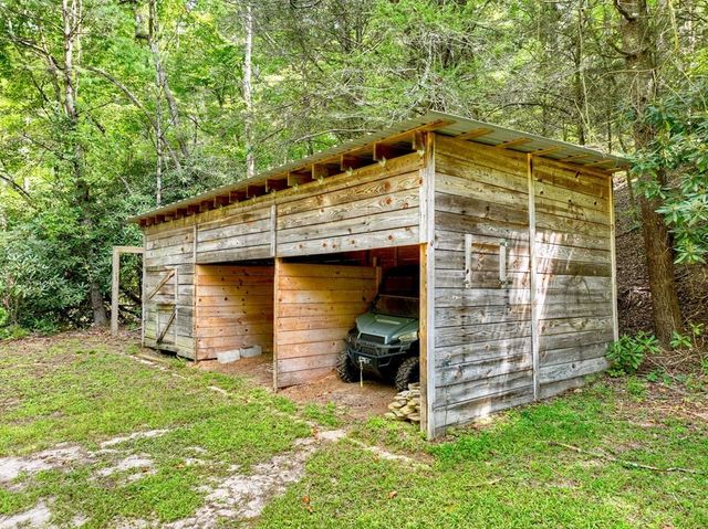 656 Newberry Drive, Ellijay, GA 30536