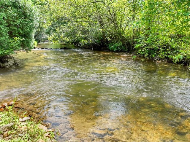 656 Newberry Drive, Ellijay, GA 30536