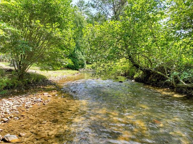 656 Newberry Drive, Ellijay, GA 30536