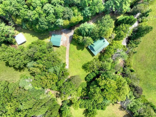 656 Newberry Drive, Ellijay, GA 30536