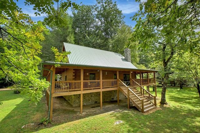 656 Newberry Drive, Ellijay, GA 30536