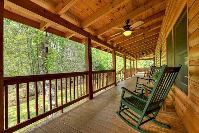 656 Newberry Drive, Ellijay, GA 30536