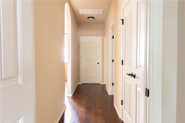 5807 Knotty Pine Road, Bentonville, AR 72713