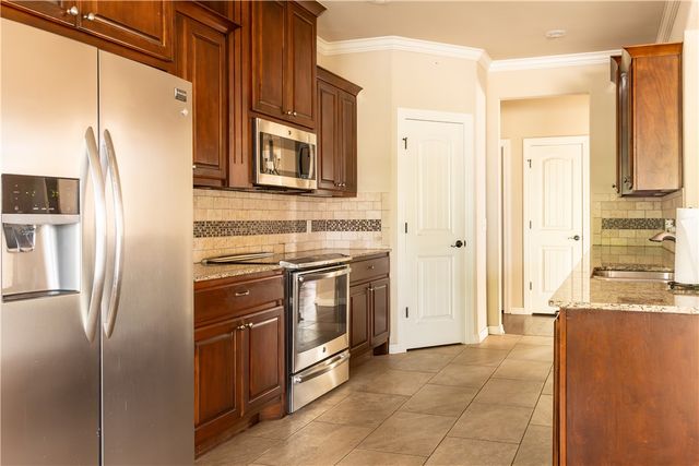 5807 Knotty Pine Road, Bentonville, AR 72713