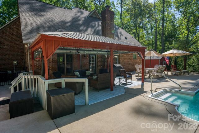 623 Normandy Road, Mooresville, NC 28117