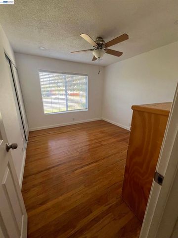 8499 Bandon Dr, Dublin, CA 94568