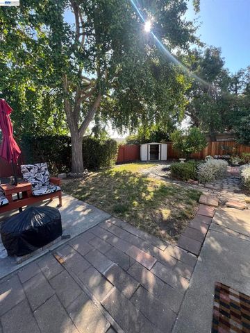 8499 Bandon Dr, Dublin, CA 94568