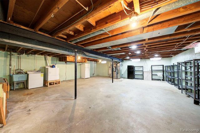 32623 Joy Road, Westland, MI 48185