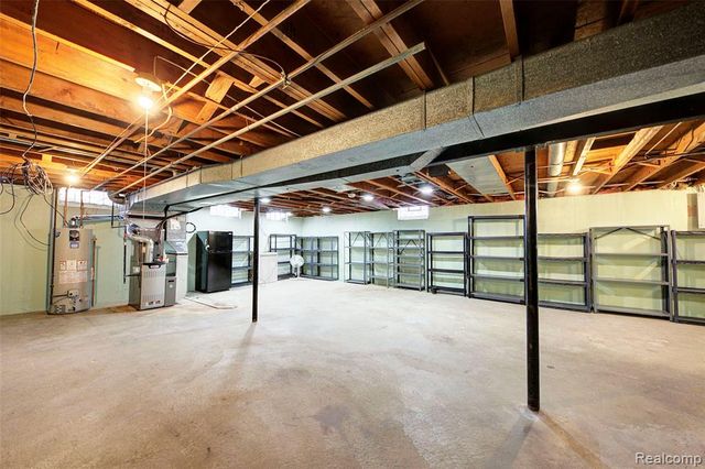 32623 Joy Road, Westland, MI 48185