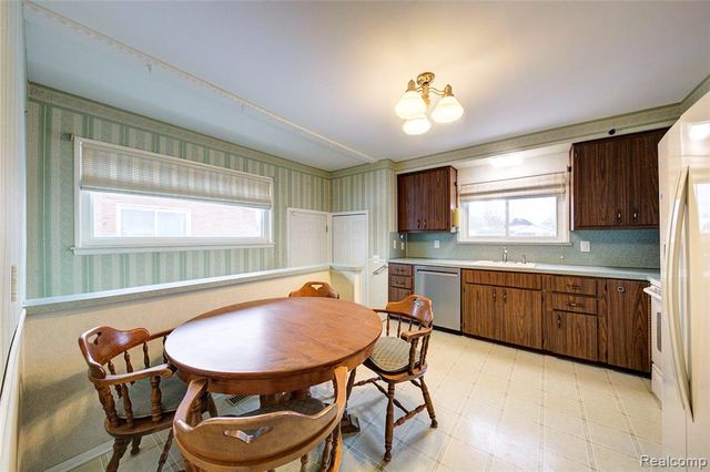 32623 Joy Road, Westland, MI 48185