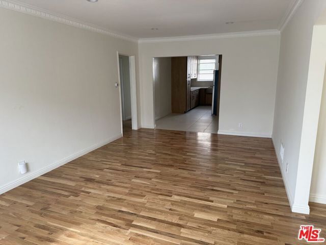 947 S Bedford Street, Los Angeles, CA 90035