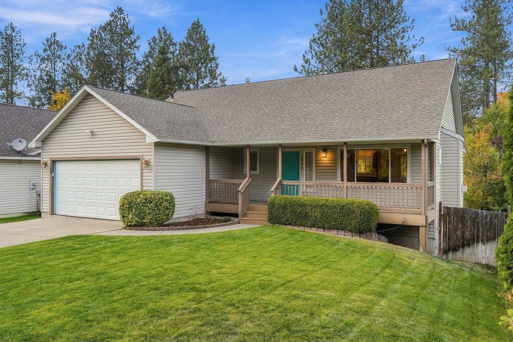 4249 E 38th Ave, Spokane, WA 99223 photo 2