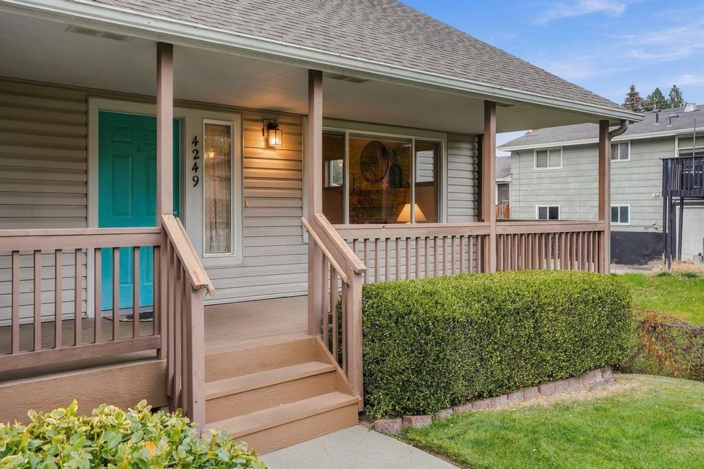4249 E 38th Ave, Spokane, WA 99223 photo 3