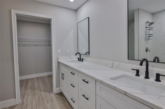 1013 13TH STREET E, Bradenton, FL 34208