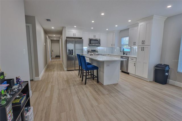 1013 13TH STREET E, Bradenton, FL 34208