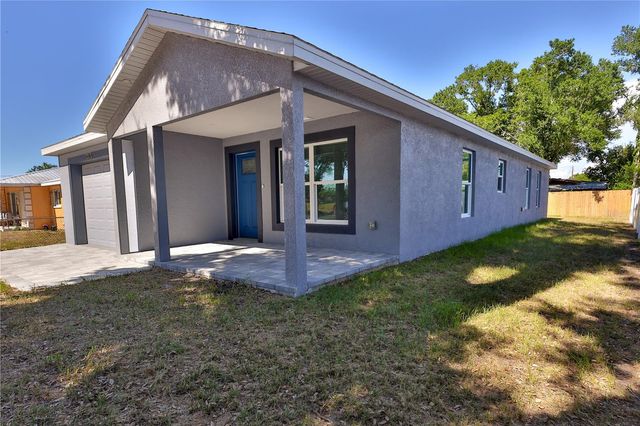 1013 13TH STREET E, Bradenton, FL 34208