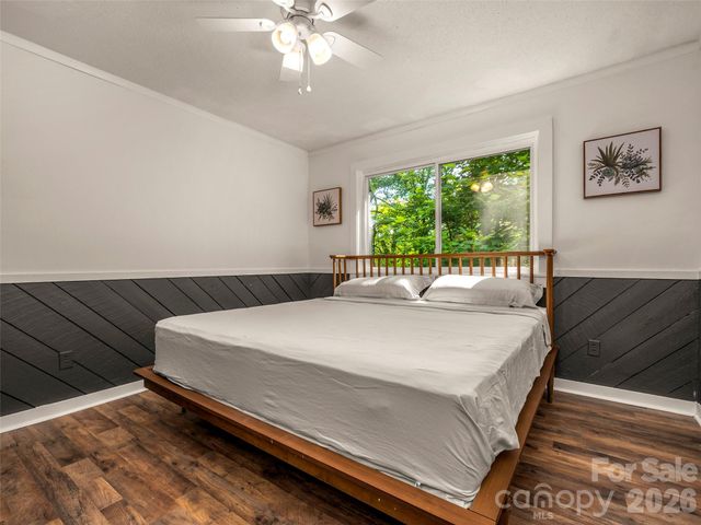 3276 Howard Gap Road, Hendersonville, NC 28792