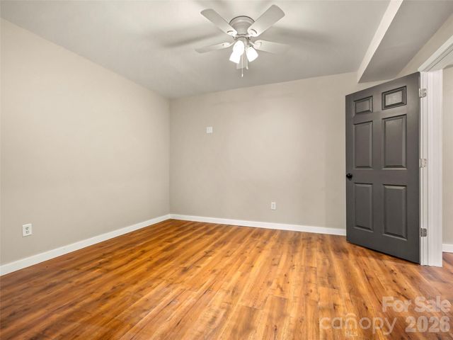3276 Howard Gap Road, Hendersonville, NC 28792