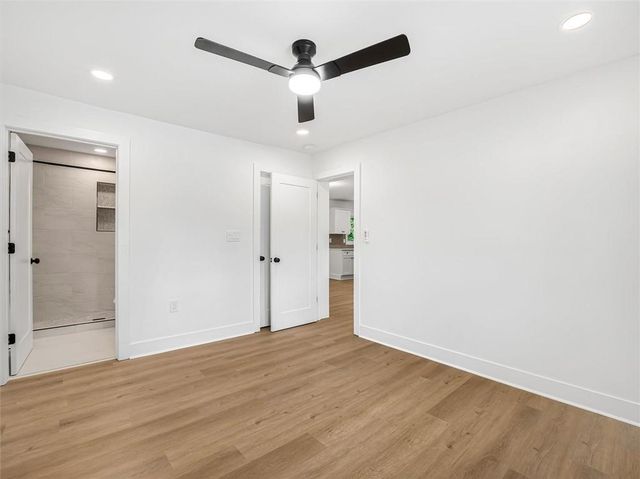 454 Oak Drive SE, Atlanta, GA 30354