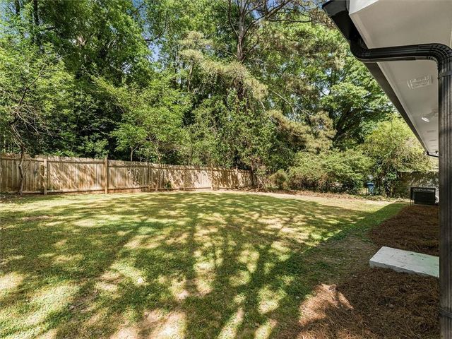 454 Oak Drive SE, Atlanta, GA 30354