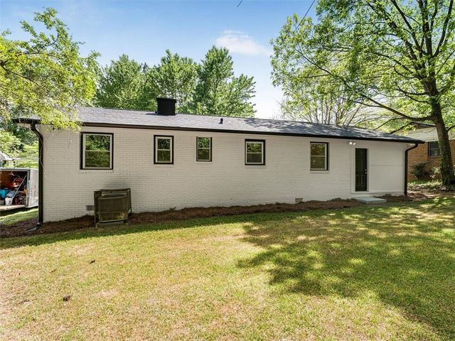 454 Oak Drive SE, Atlanta, GA 30354