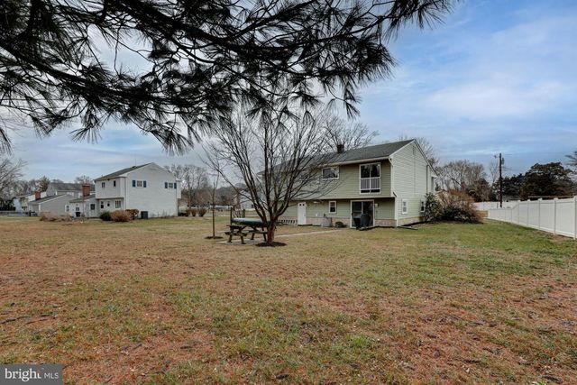 4 OLD FORGE RD, Pennsville, NJ 08070