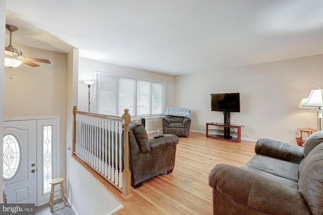 4 OLD FORGE RD, Pennsville, NJ 08070