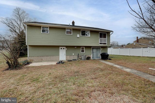4 OLD FORGE RD, Pennsville, NJ 08070