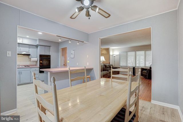 4 OLD FORGE RD, Pennsville, NJ 08070