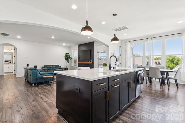 1022 Harbor Bay Drive, Fort Mill, SC 29707