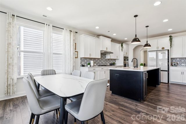 1022 Harbor Bay Drive, Fort Mill, SC 29707