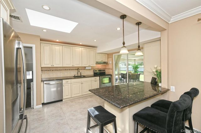38 Maridon Lane, Commack, NY 11725