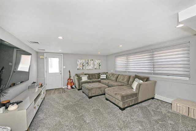 38 Maridon Lane, Commack, NY 11725