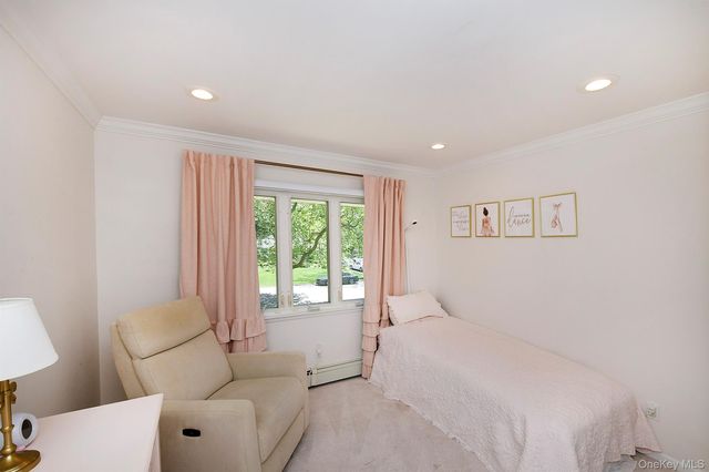38 Maridon Lane, Commack, NY 11725