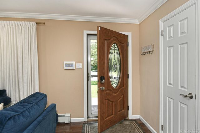 38 Maridon Lane, Commack, NY 11725