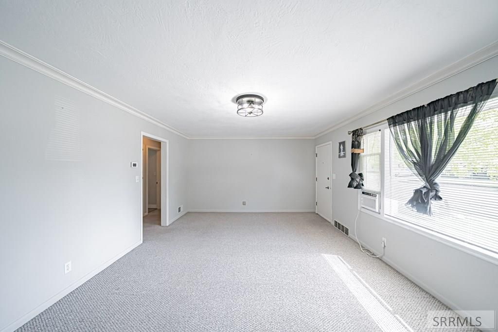 Image 7 of property listing at 1020 Koster Avenue, Idaho Falls, ID 83404