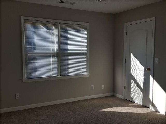 404 Bennett Farms Place, Acworth, GA 30102