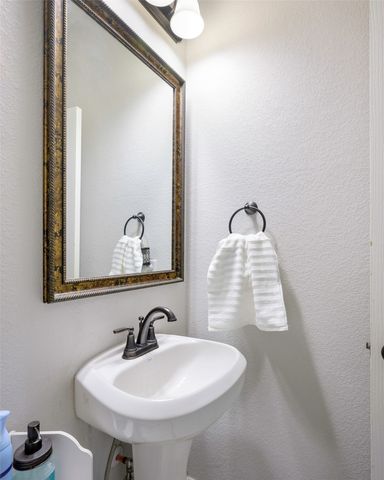 4059 Three Forks Road, Kaufman, TX 75142