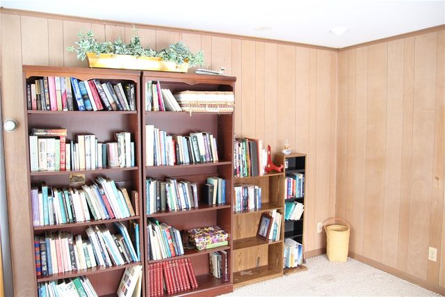 105 Carol Drive, Irondequoit, NY 14617