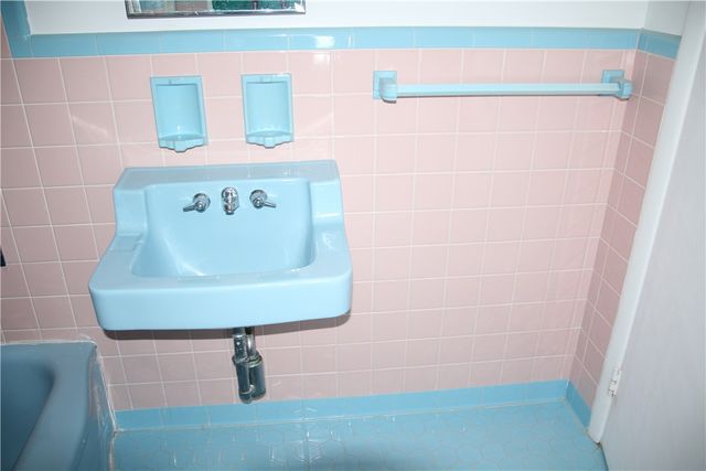 105 Carol Drive, Irondequoit, NY 14617