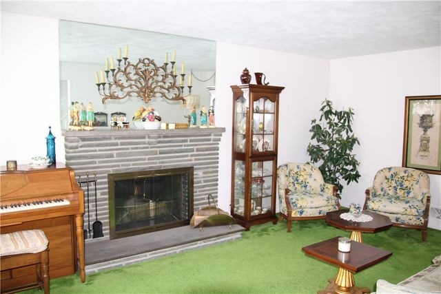 105 Carol Drive, Irondequoit, NY 14617