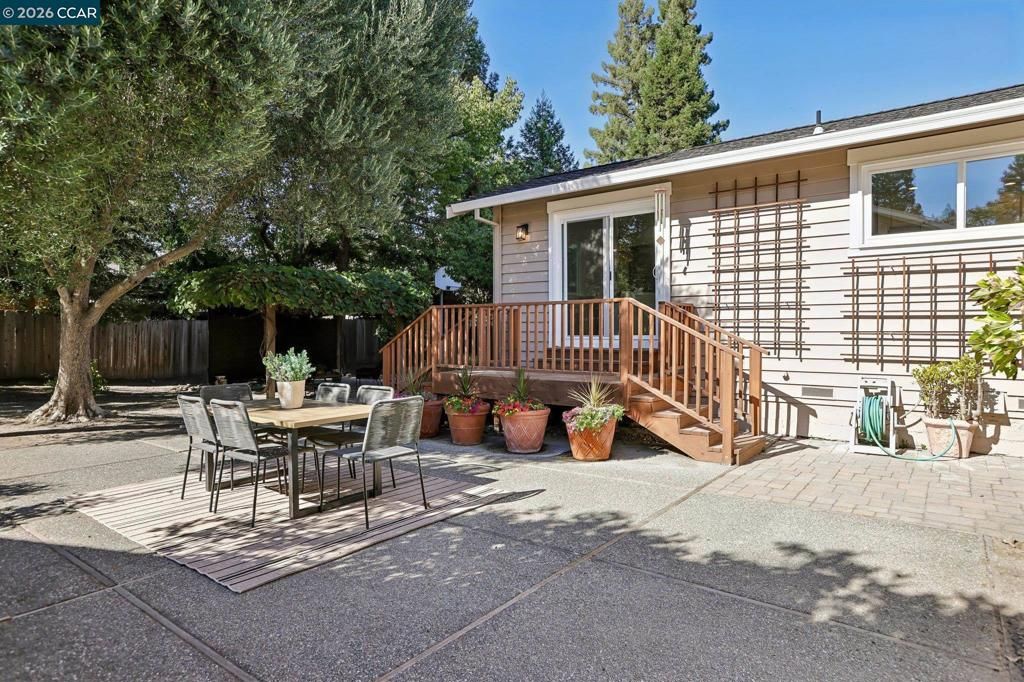 Image 52 of property listing at 1080 Melissa Ct, Walnut Creek, CA 94598
