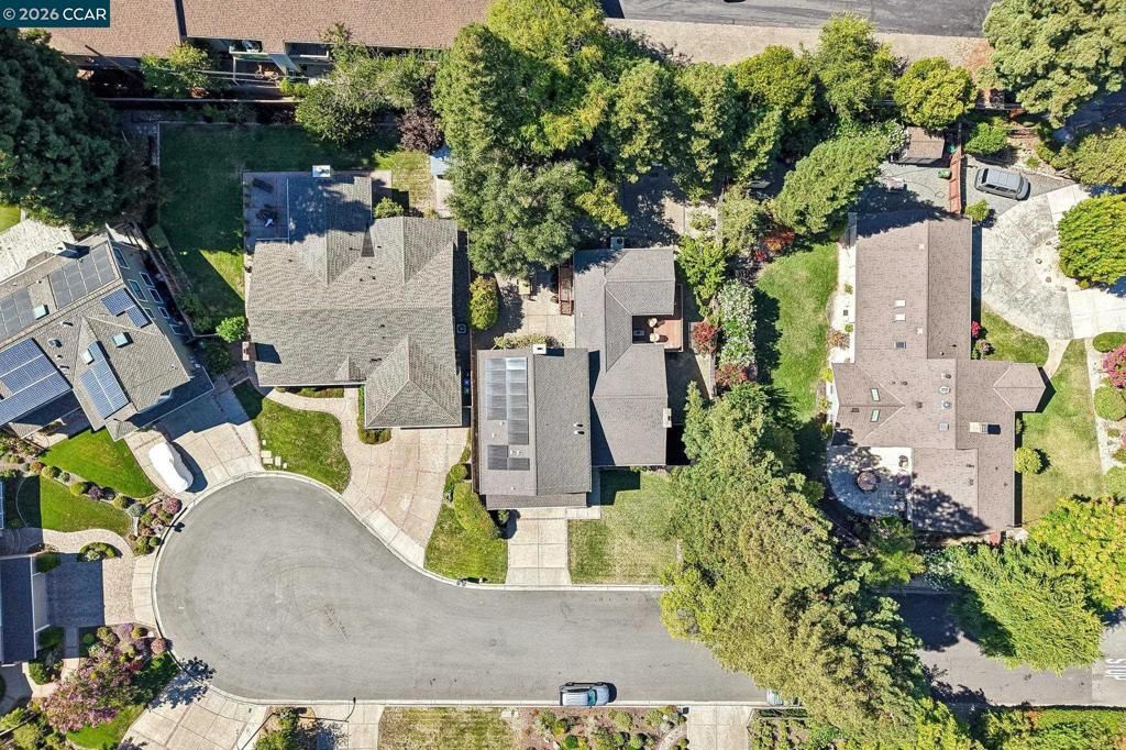 Image 63 of property listing at 1080 Melissa Ct, Walnut Creek, CA 94598