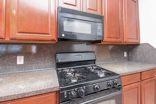 7542 Autumn Sun Drive, Houston, TX 77083