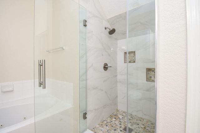 7542 Autumn Sun Drive, Houston, TX 77083