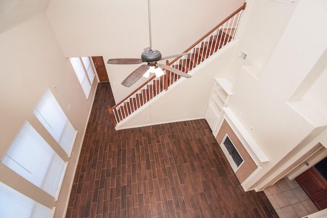 7542 Autumn Sun Drive, Houston, TX 77083