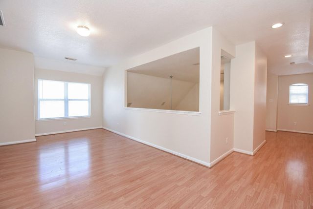 7542 Autumn Sun Drive, Houston, TX 77083