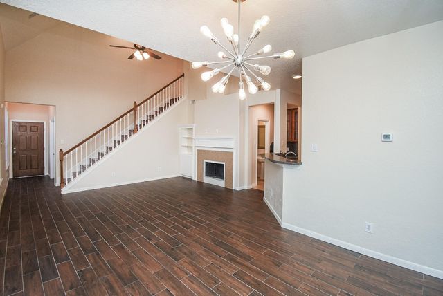 7542 Autumn Sun Drive, Houston, TX 77083